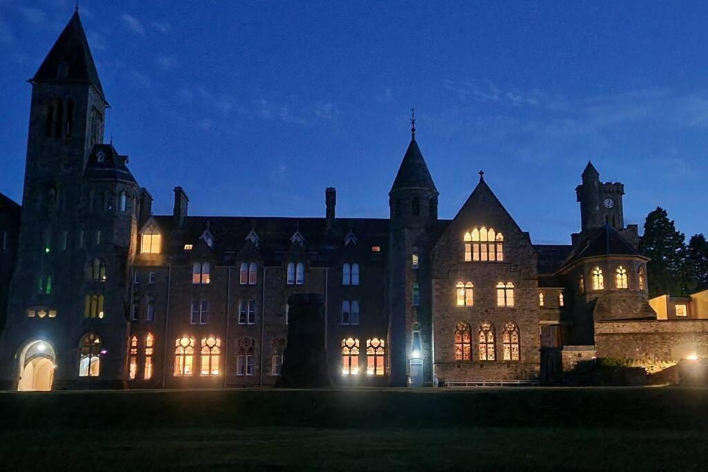 Loch Ness - Luxury Highland Retreat In Scotland Apartment ฟอร์ตออกัสตัส ภายนอก รูปภาพ